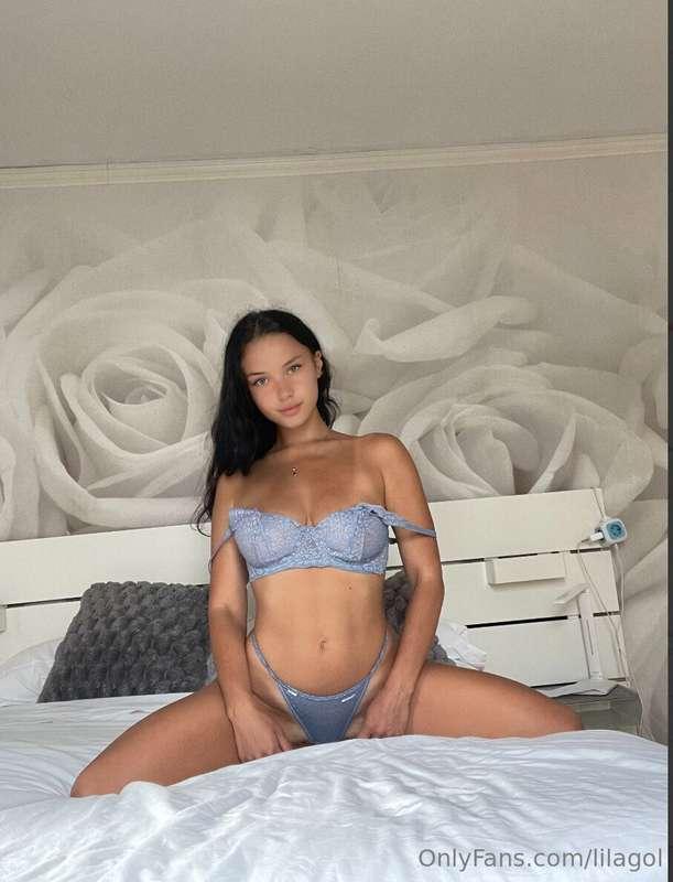🌸CLICK HERE - @angel_ina19🌸 This cutie is online and horny!!..