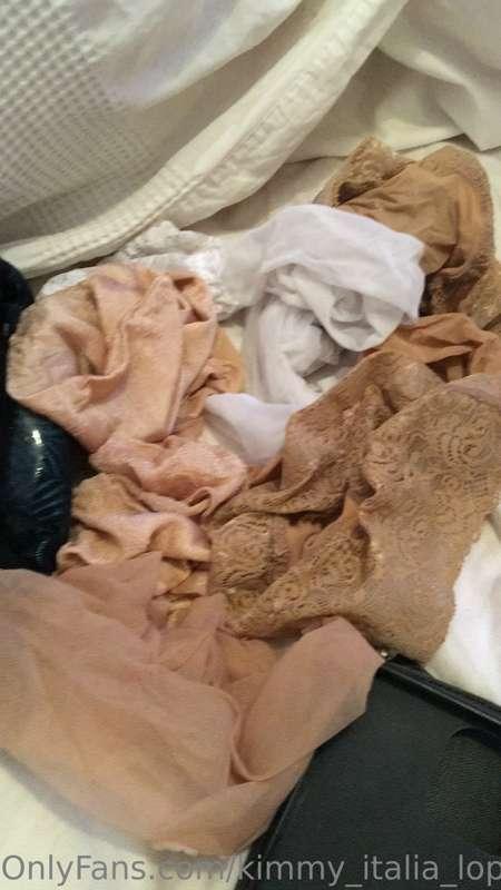 Inbox 📥 me if you wanna buy my nylons 🥵
25$ FLASH SALE sent ..