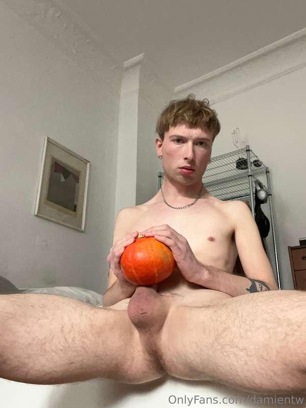 damientw image #2