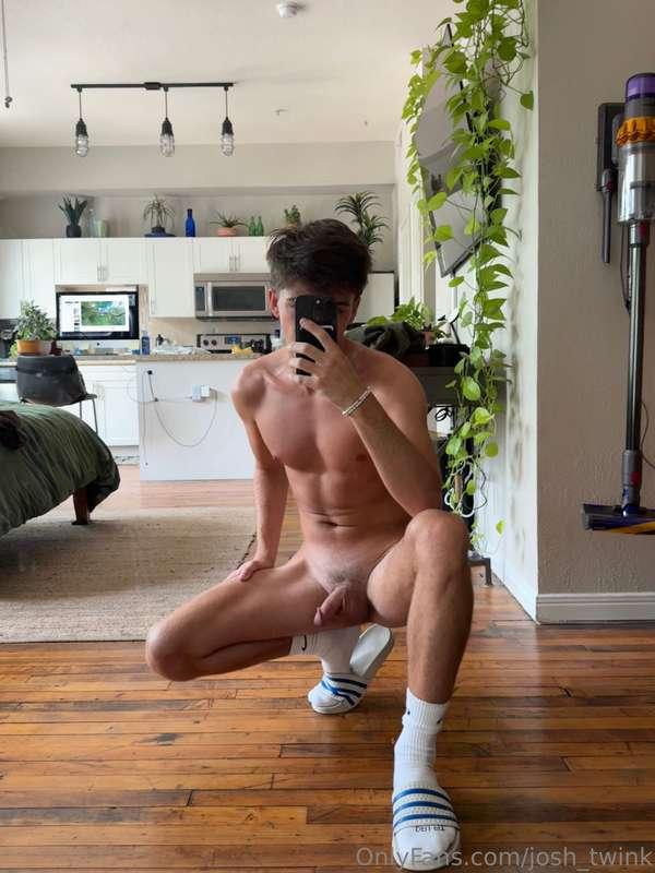 josh_twink image #1