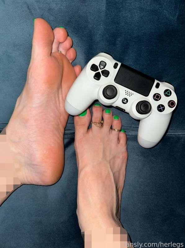 herlegs image #1