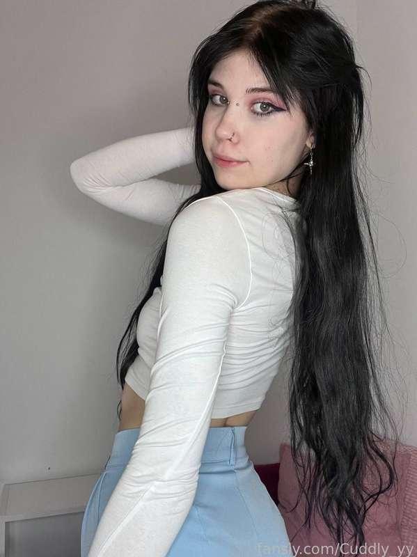 cuddly_yy image #1