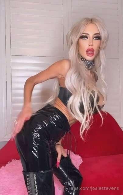 🖤🖤🖤