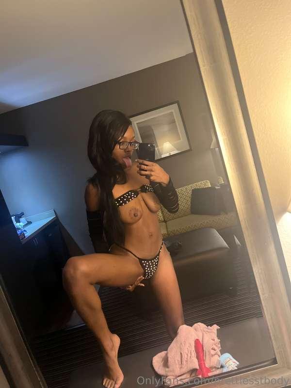 Day 15 of 25 naughty Christmas countdown 😘💦