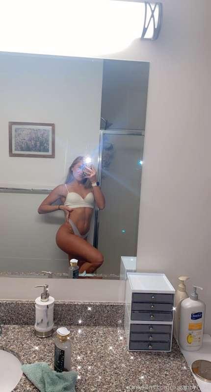slide in the DM’s for the nude version of these 😘