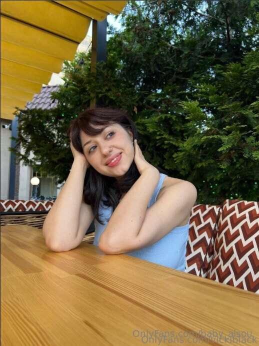💬 Real talk. Real pics. Real fun.🔥 FREE today 👉 @vickiblack#..