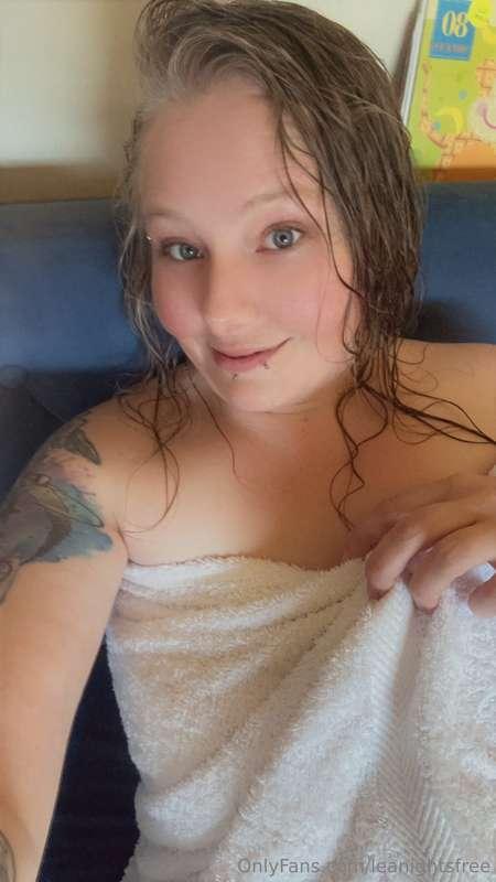 Im coming back to OF baby! Come join me 2025 is gonna be my ..