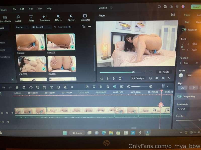 Up late editing this hot solo I’m dropping soon it’s 22 Minu..