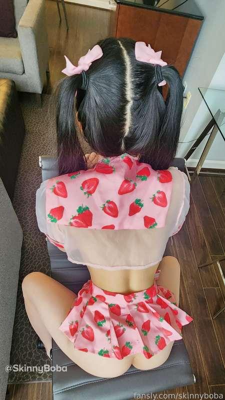 When your married friends come over, I will suck them one by one, right daddy?
And your dick be in my ass hole the whole time? 🥺

#young #petite #asian #tiny #tight #sweet #cute #smalltits #teen #schoolgirl #smallboobs #18 #small #asain #pigtails #pigtail #interracial #cosplay #kawaii #bdsm #bondage #obedient #fyp #daddysgirl #daddy #little #stepdaughter #cheating #cheat @longboba 
