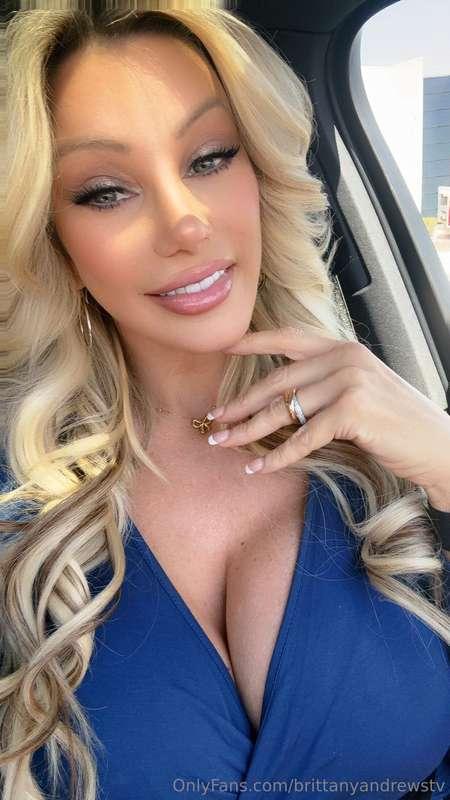 What made you smile today? I'd love to know! 🥰 DM me here ba..