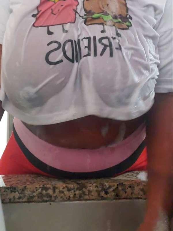 queen_nebdovine image #0