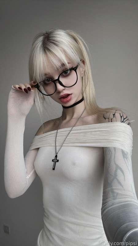 DM