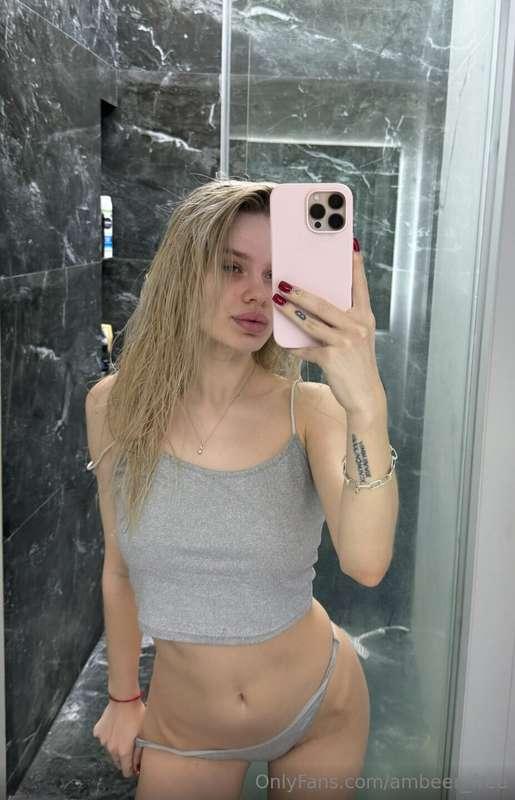 💞Hello, I’m Sylvia @sylwia_laly, 🥰 I’m 20, and between lectu..