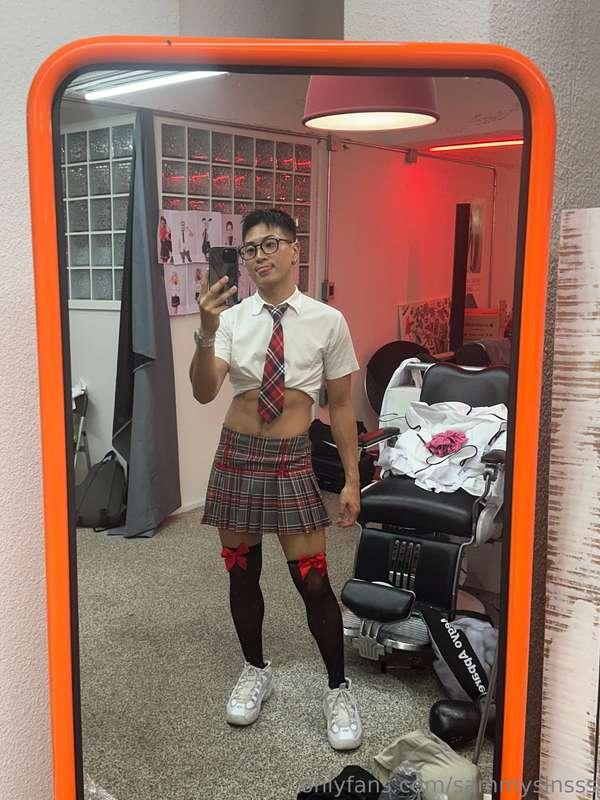 haven’t dressed up for you in a while ❣️ you like it ? ㅋㅋㅋ