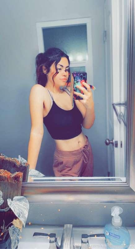 Really want to make some content 💋 let me know what you want..
