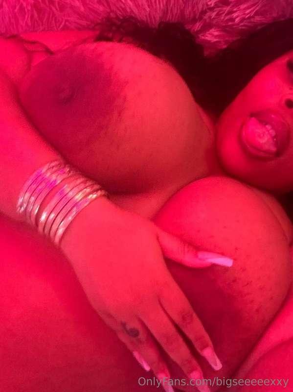 bigseeeeexxy main image