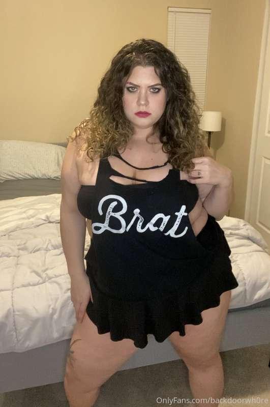 Living out my emo trash dreams and no one can stop me🖤