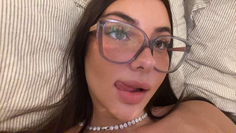 😋