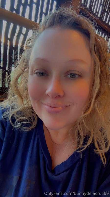 Do you like my hair curly?