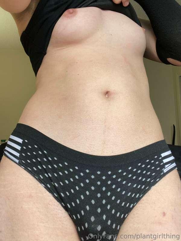 my tibbies look a little less itty! Aye but only a trick of ..