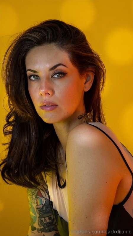 Recuerdo de un retrato que me gusta mucho 💛