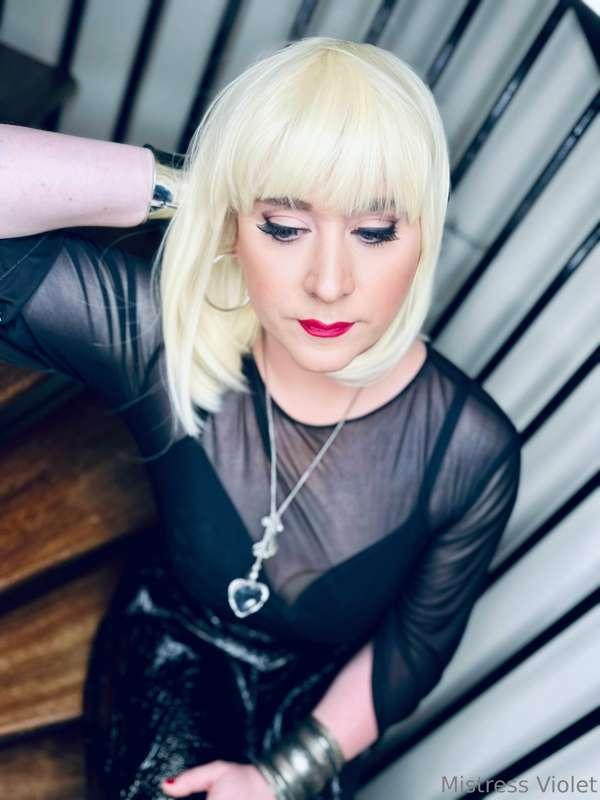 mistressviolet image #4