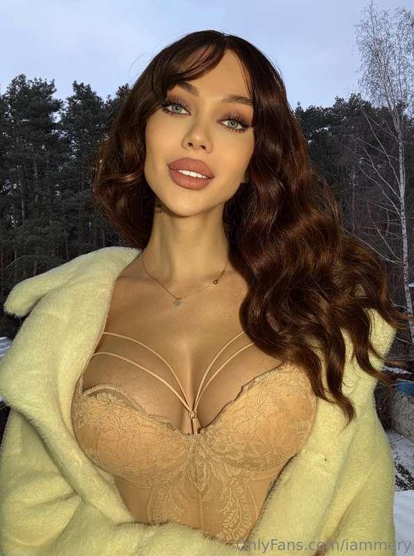 When I took these photos, I was very cold 🥹 