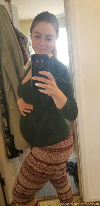 Have you ever fucked a pregnant lady?🤰