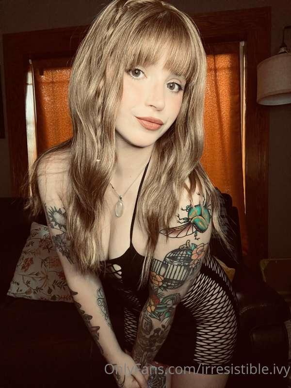 Good morning 💞
Anyone else wake up horny?