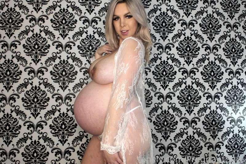 pregnantsam image #4