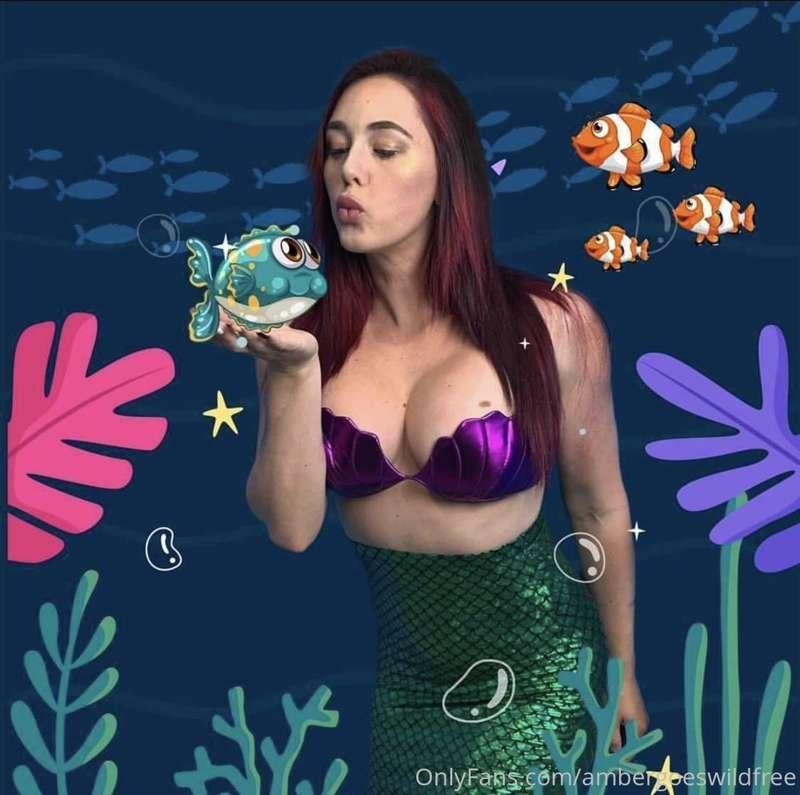 Wanna see my latest Cosplay? More content on my VIP page 😘
O..