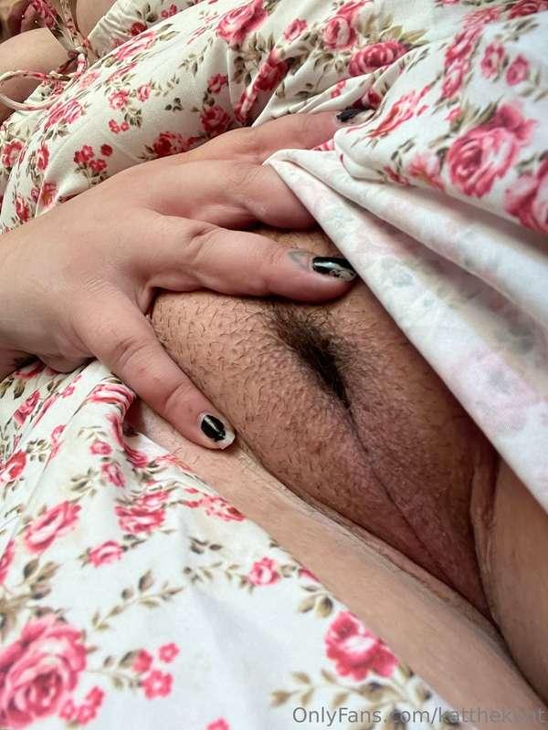 Go ahead and fill this with your juices!💦💦
