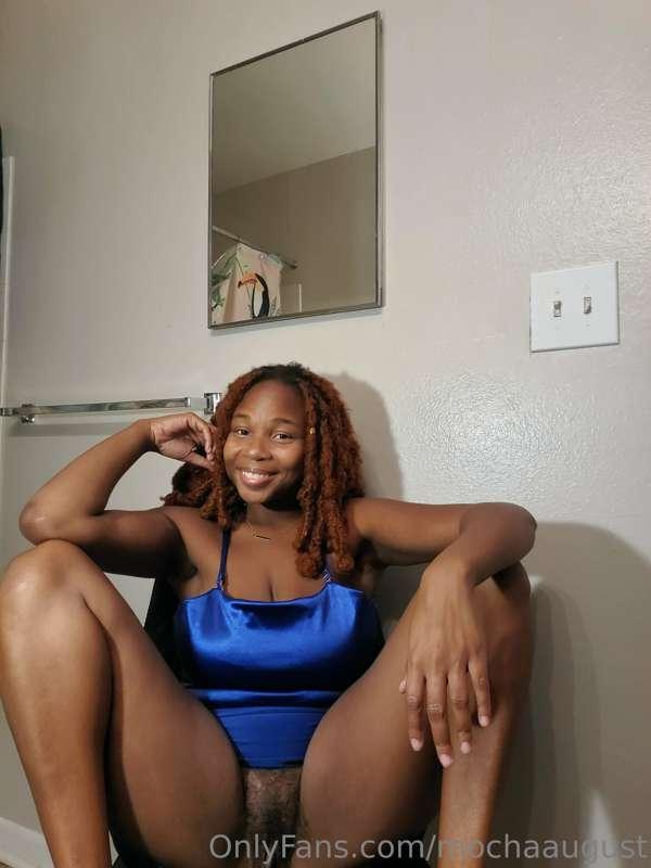 So horny 🥺🥺🥺🥵 help me daddy? Send a dm for a special gift <3