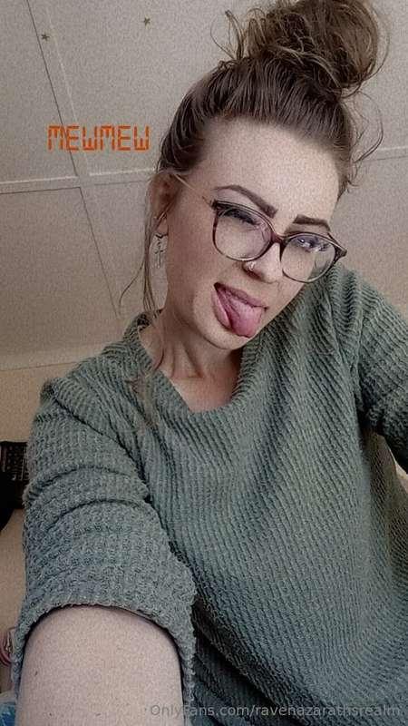 Checking in.. happy Monday!  Hope you have a great week ahea..