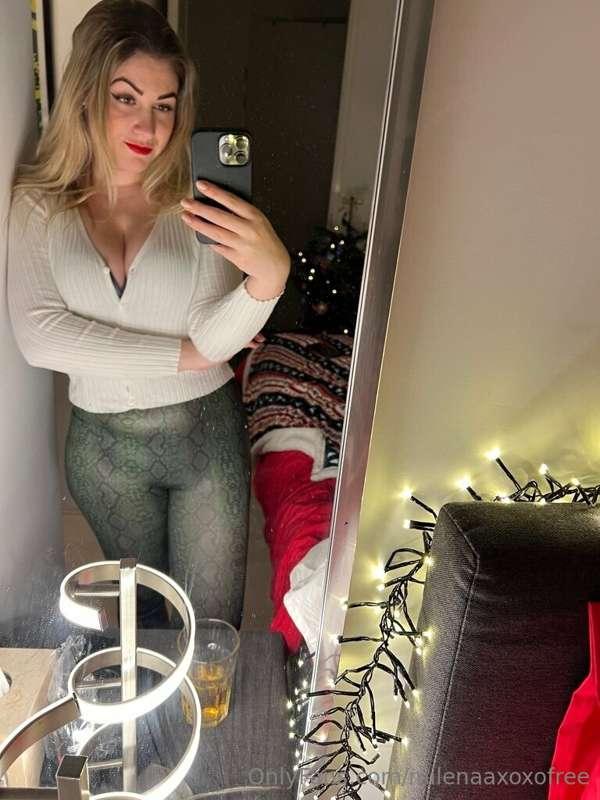 The Green Snakeprint Leggings are one of my Favourite Leggin..