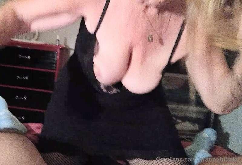 grannyfuxalot main image