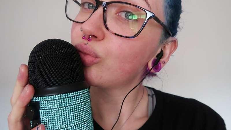 📣 EARLY ACCESS 📣 ASMR Close Mic Kisses