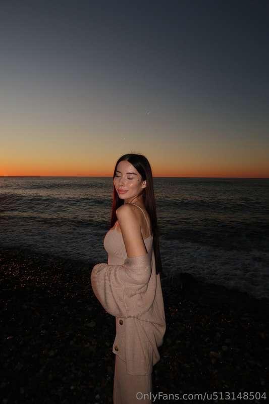 Soft, warm, and peaceful… do you prefer sunsets or sunrises?..