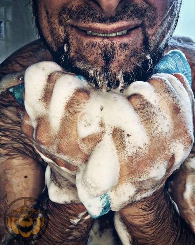 Shower time shenanigans 
