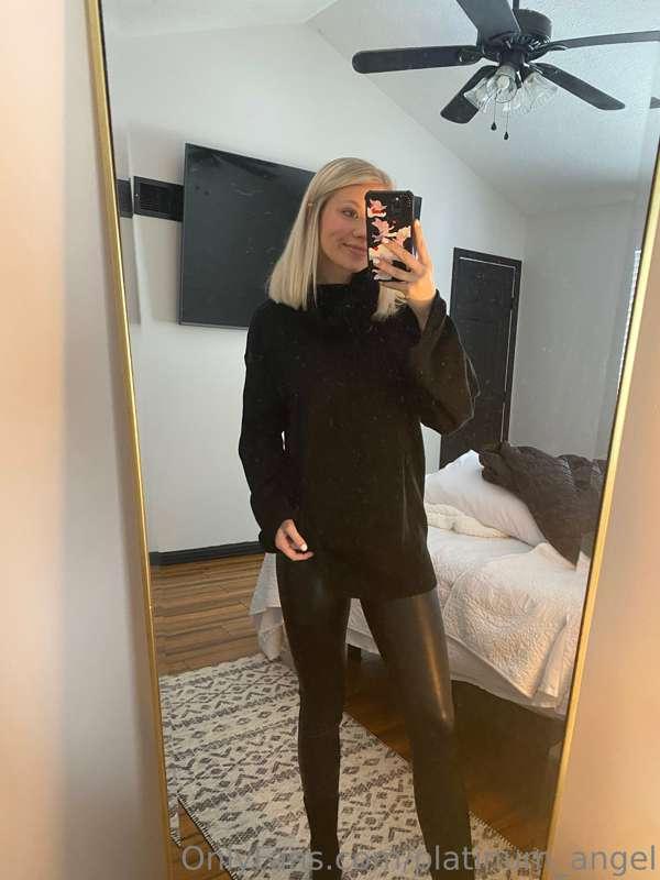 I’m gonna go live, Thursday 3/16 at 5pm est! 😇 Come chat wit..