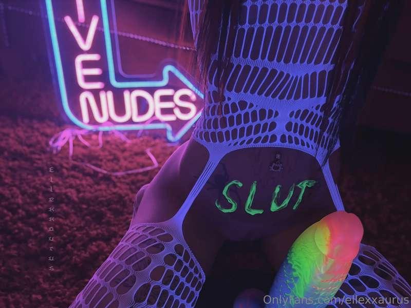 ellexxaurus image #0