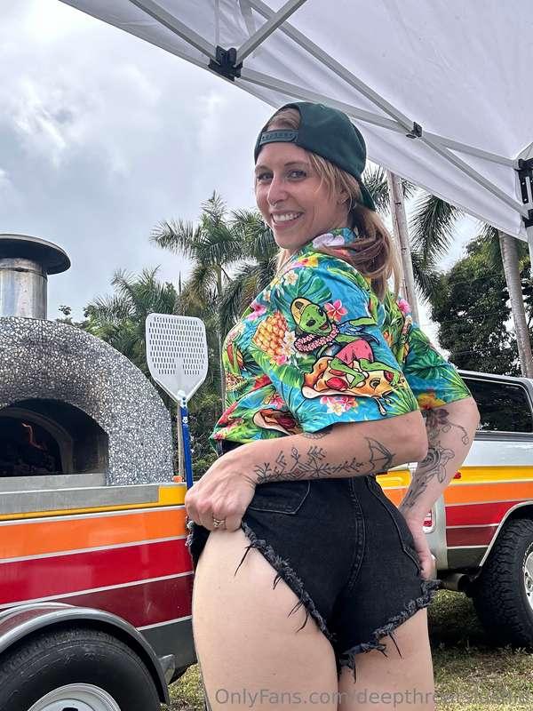 Eat my little holes? 🤗