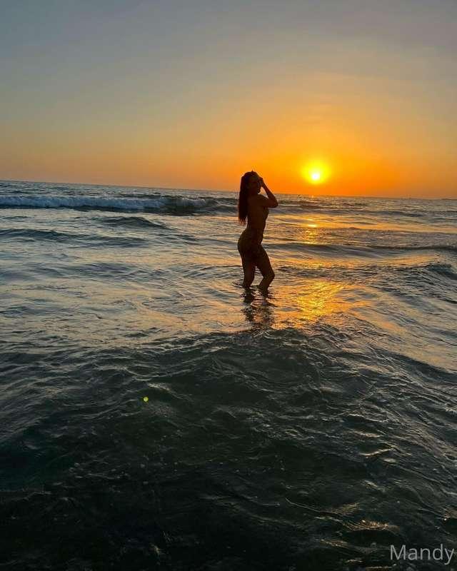 🌅