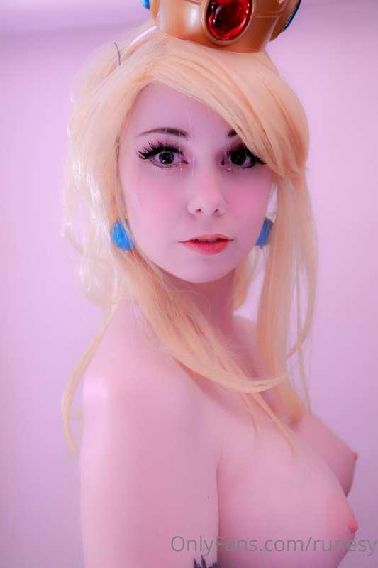 I'll be on cb tonight 9pm Pacific Timezone:) cosplay day!