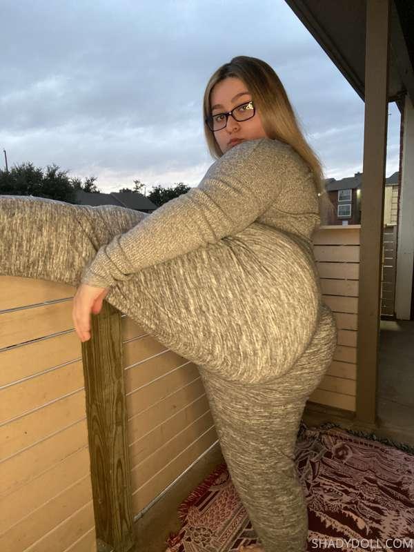 Let’s cuddle all day? 🥵