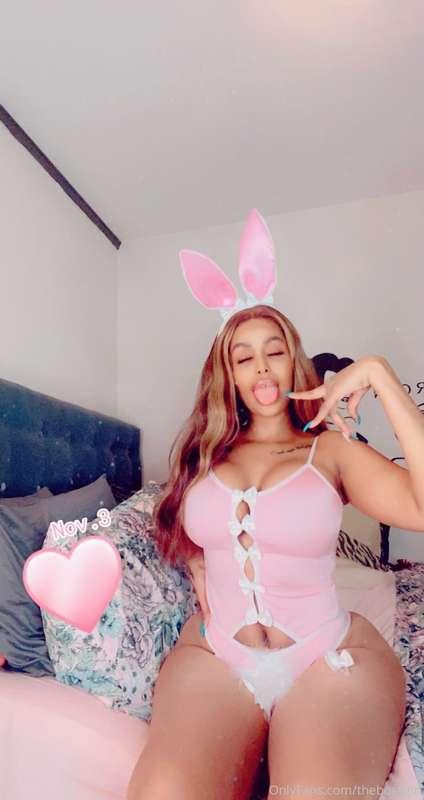 Anyone trying to spoil this sexy penny girl with their ruler..