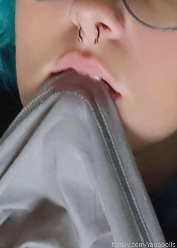 yanabells image #0