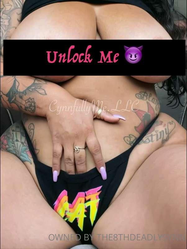 ℂ𝕦𝕞 𝕨𝕒𝕥𝕔𝕙 𝕞𝕖 𝕡𝕝𝕒𝕪 𝕨𝕚𝕥𝕙 𝕞𝕪 𝕓𝕚𝕘 𝕟𝕒𝕥𝕦𝕣𝕒𝕝 𝕥𝕚𝕥𝕥𝕚𝕖𝕤.
ᴋᴇᴇᴘ ᴀ ᴄʟᴏꜱᴇ ..