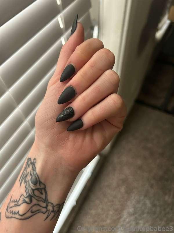 thank you to the lovely person who paid for my nails, make s..