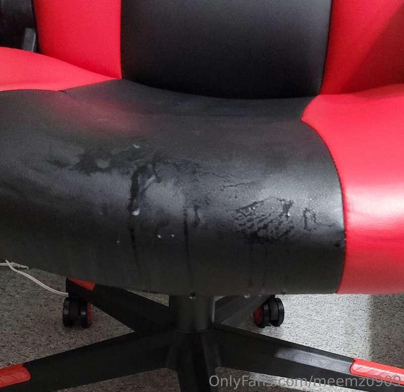 Someone made a mess today 🤭🤭

Message for details on how to ..